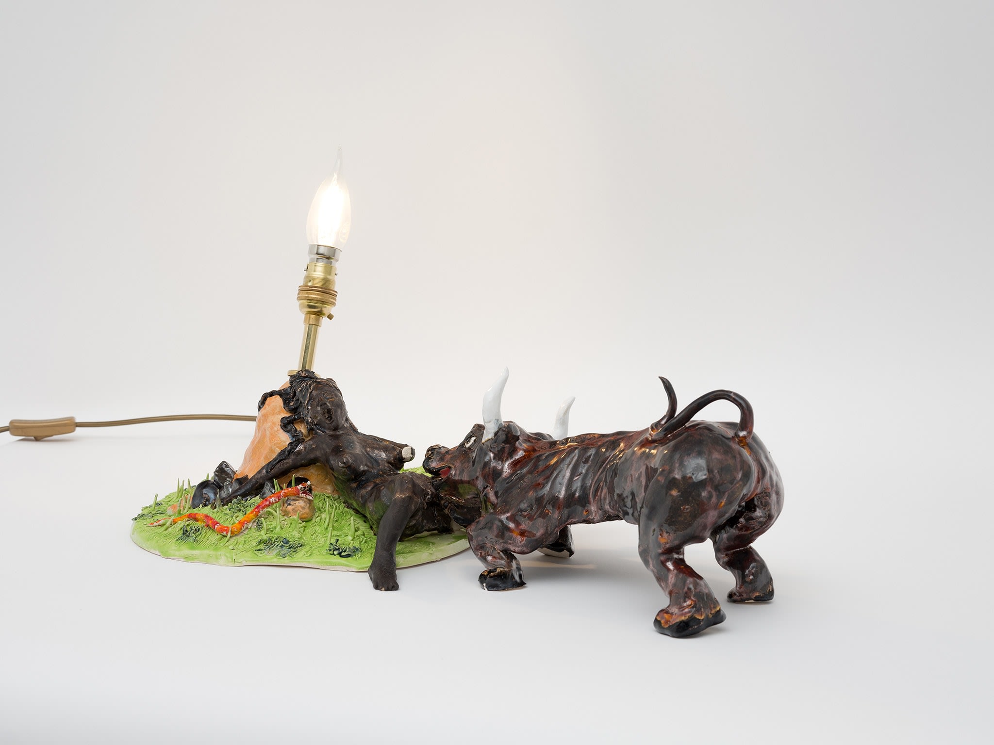 Lindsey Mendick: I Drink To You Europa
